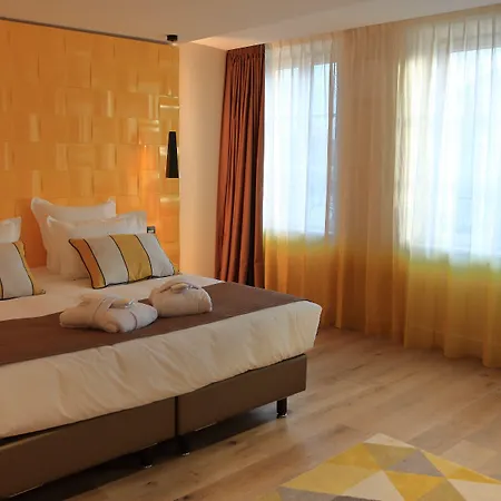 Alojamento de Acomodação e Pequeno-almoço La Dolce & D'hotes 3*